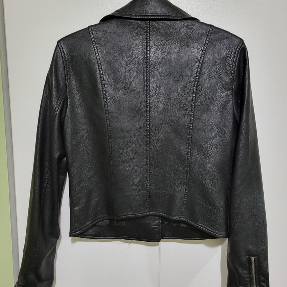Black faux leather vegan jacket - Picture 6 of 7